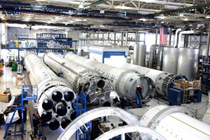 Завод по сборке SpaceX