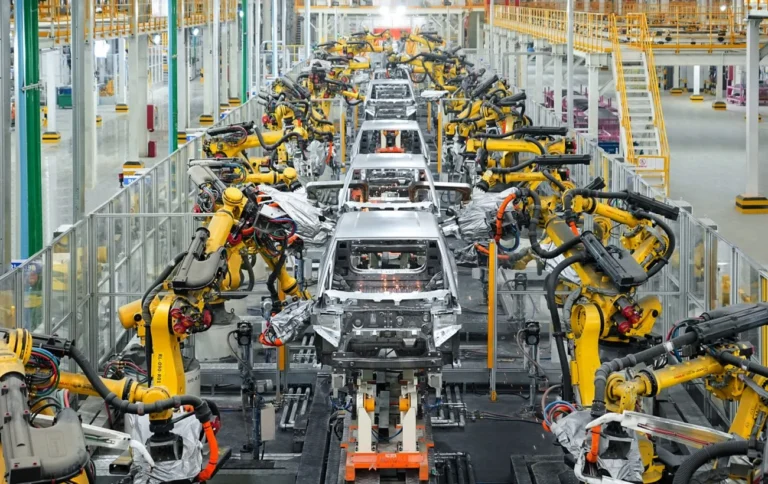 BYD планує три складальні заводи та фабрику батарей у Європі