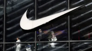 Nike готує нові скорочення працівників і перебудовує глобальну структуру бізнесу